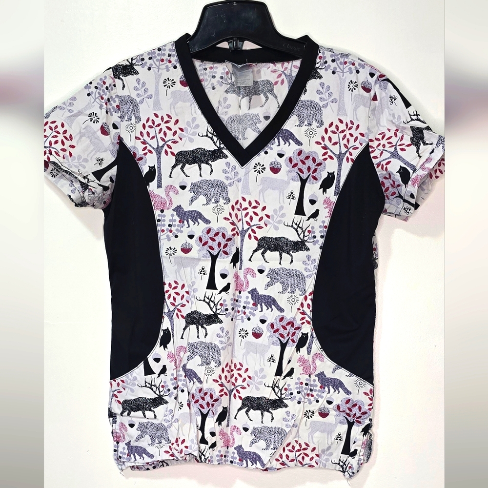 Scrub top winter forest animals